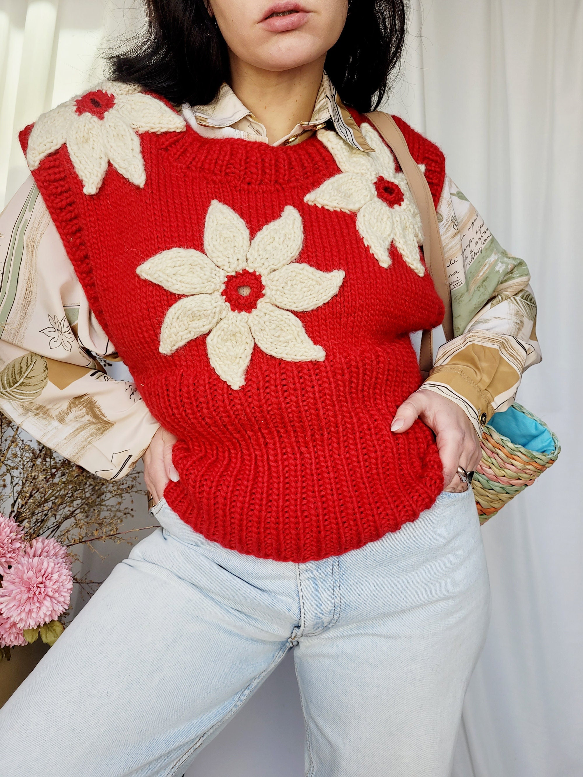 Handmade Red Floral Pattern Cable Knit Sleeveless Sweater, MELLINA