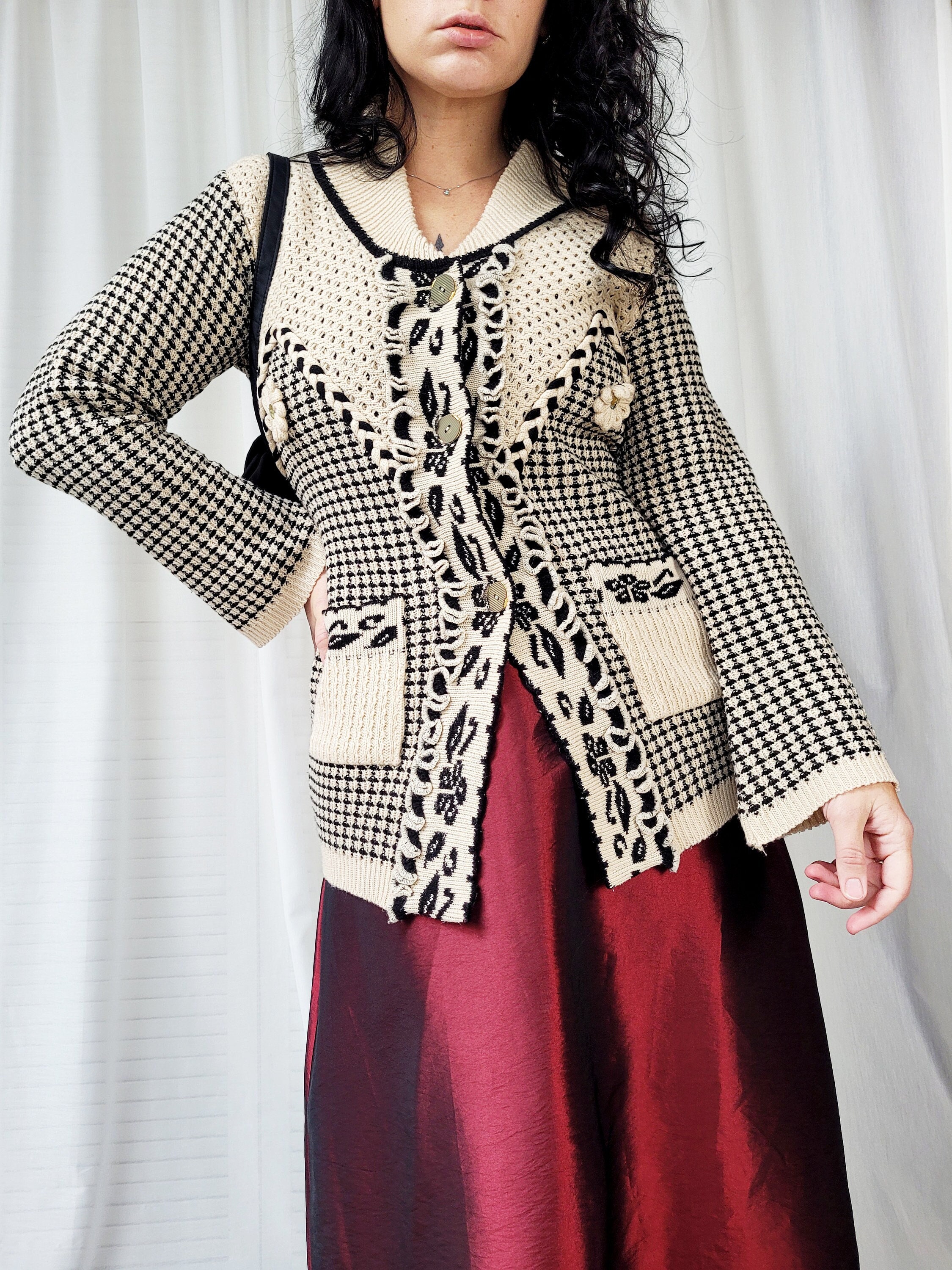 Beige black pattern cardigan, Vintage 90s patterned long buttons down cardigan, Retro knitwear jacket, Knitted 1990 button front, S size