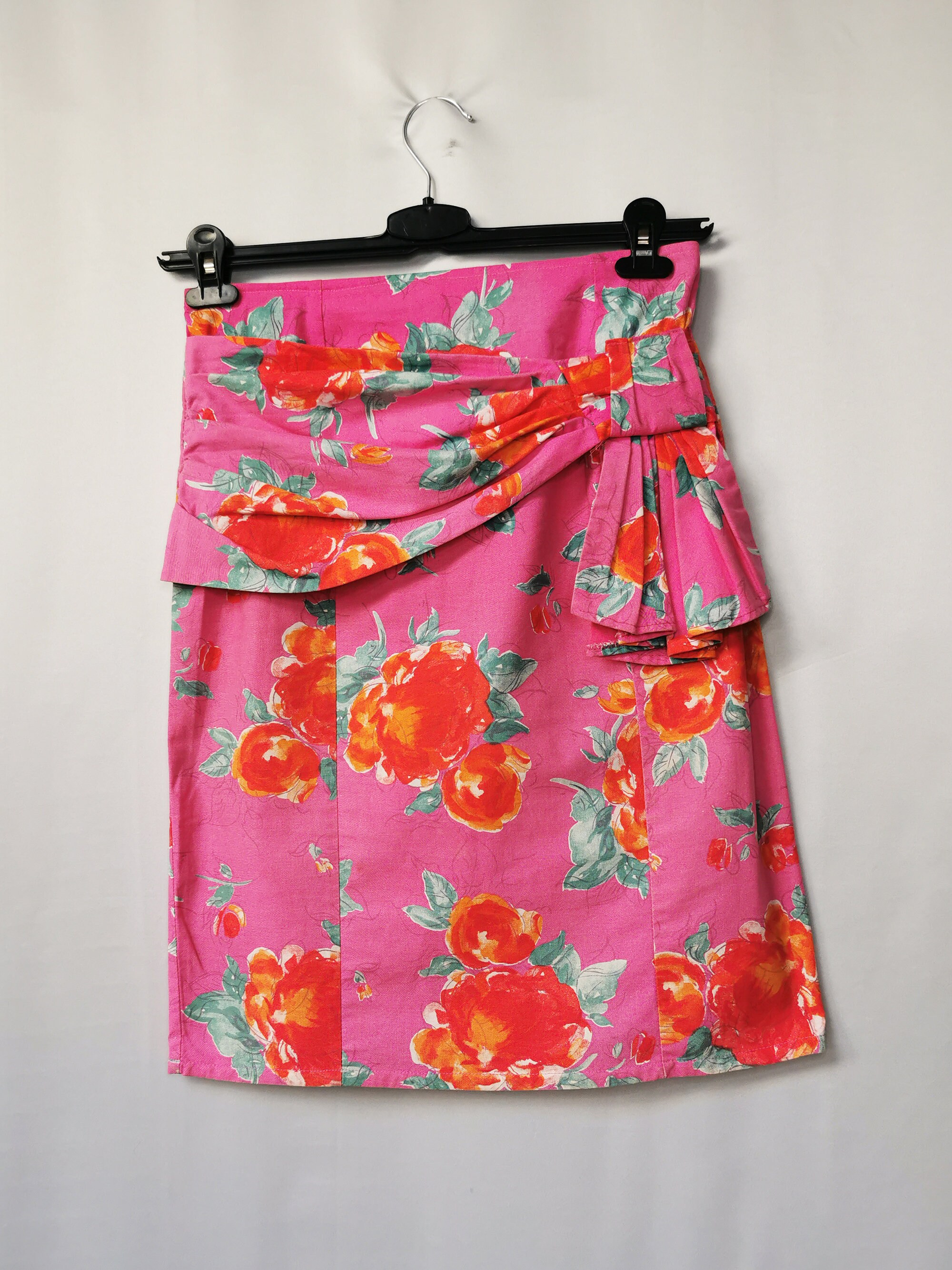 Vintage 90’s pink mini skirt