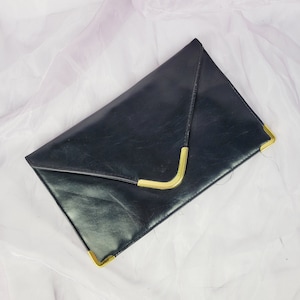 Y2K 00s retro black faux leather minimalist envelope purse