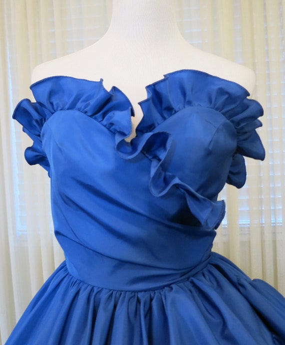 Vintage Mike Benet Sleeveless Blue Ball Gown (wai… - image 7