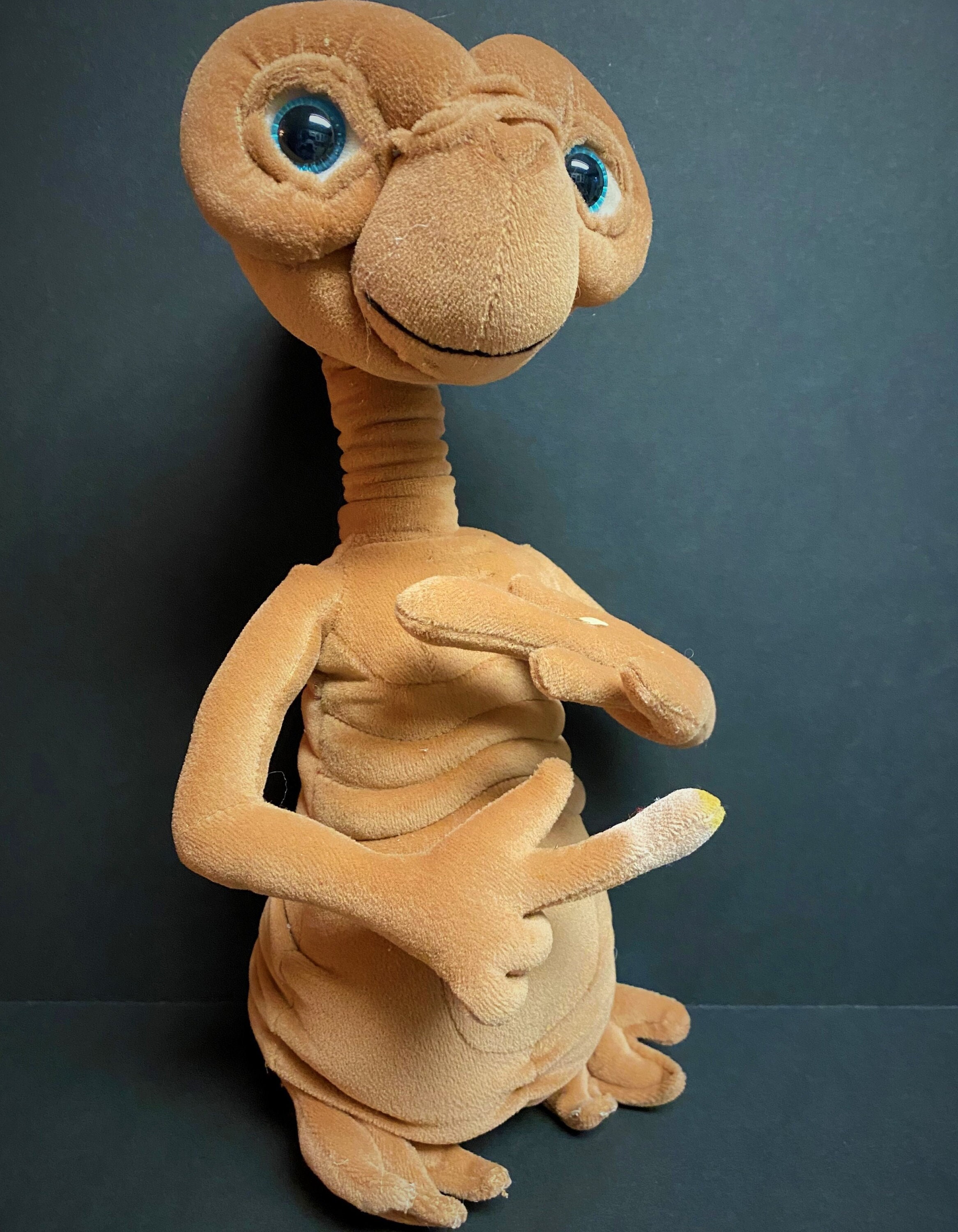 stuffed et toy