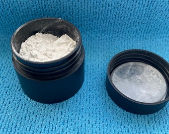 Powder polish concentrate for epoxy resin, plastics, soft metals (copper, brass, aluminium). Mirror Polishing powder 30-50 microns
