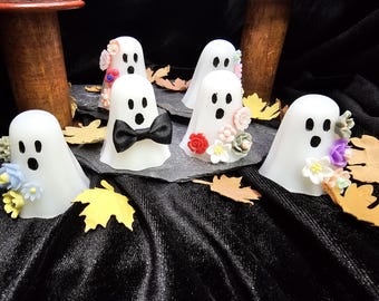 Flower Spökelings | Miniature Resin Ghost Figurines | Scandinavian Folklore Spirits | Pagan Wiccan Witchy Decor | Halloween Baubles