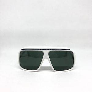 POLAROID 8864 vintage sunglasses DEADSTOCK