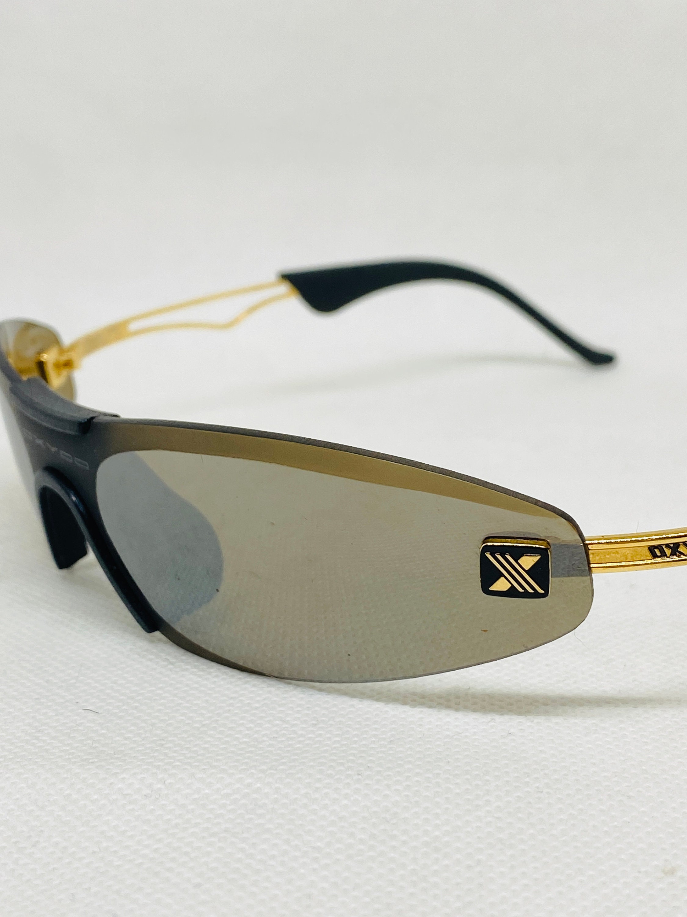 Occhiali da sole in osso Italia