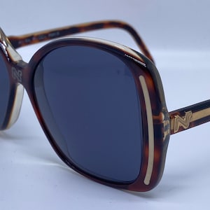 NINA RICCI FI052 145 vintage sunglasses DEADSTOCK