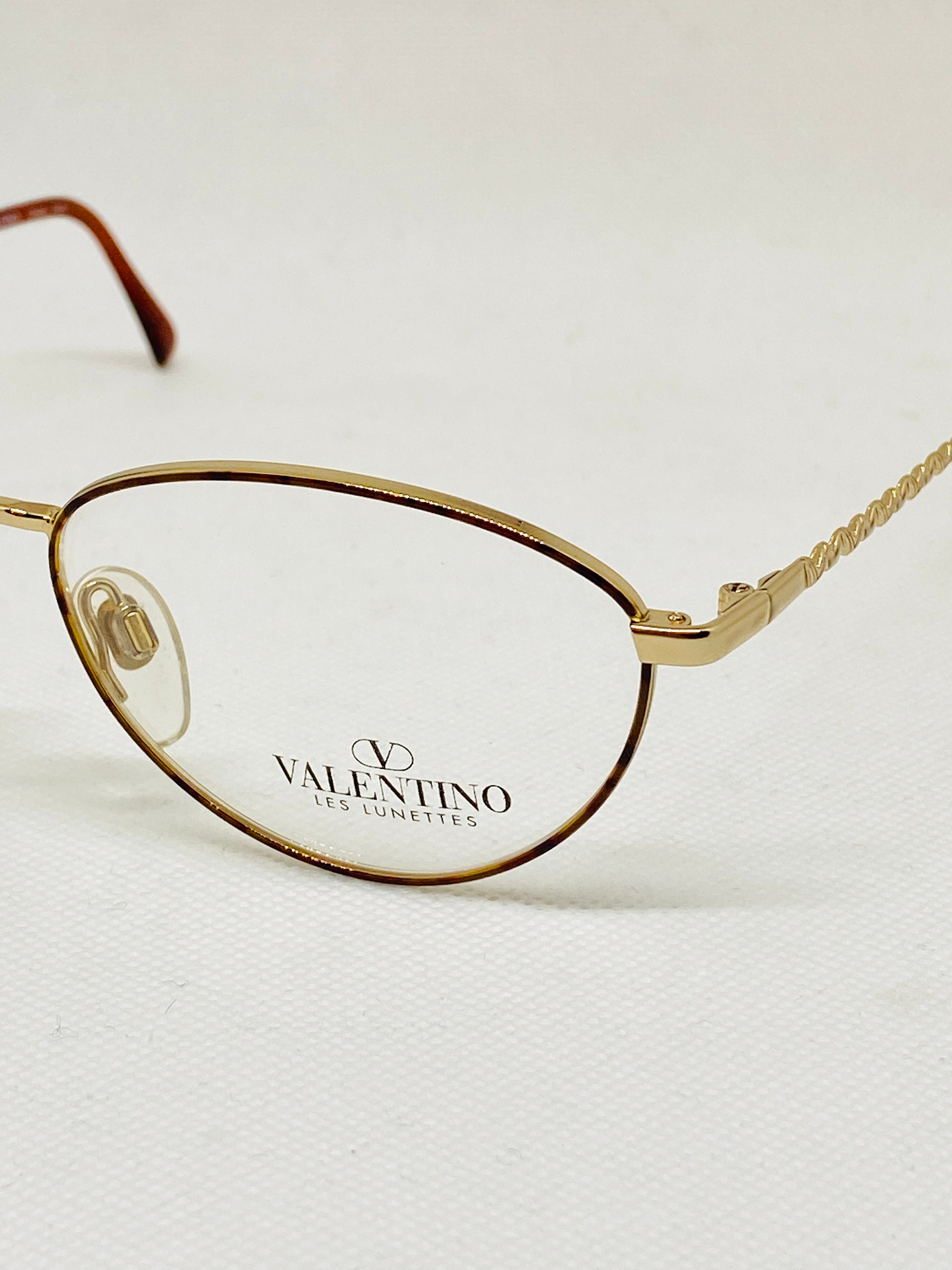 Valentino V5344/S Black Crystal Sunglasses Italy 135mm VTG Valentino VG0015S Sunglasses 001 Black Grey Panthos - eye-oo.com main image 3