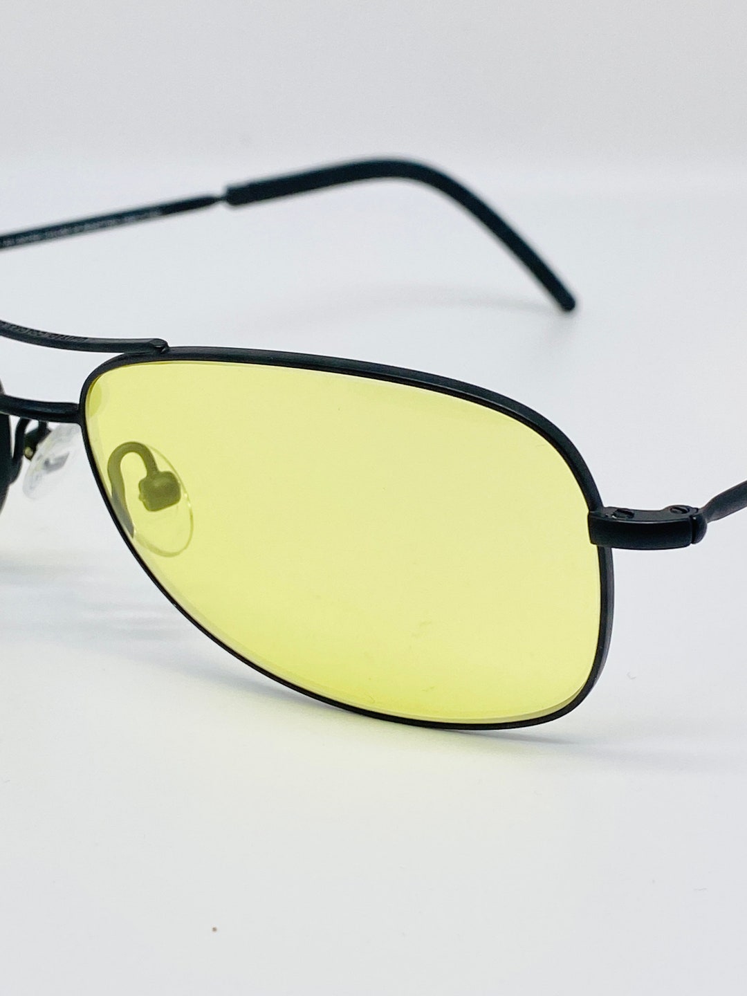 UNITED COLORS of BENETTON Ucb 312 50s 57 16 130 Vintage Sunglasses