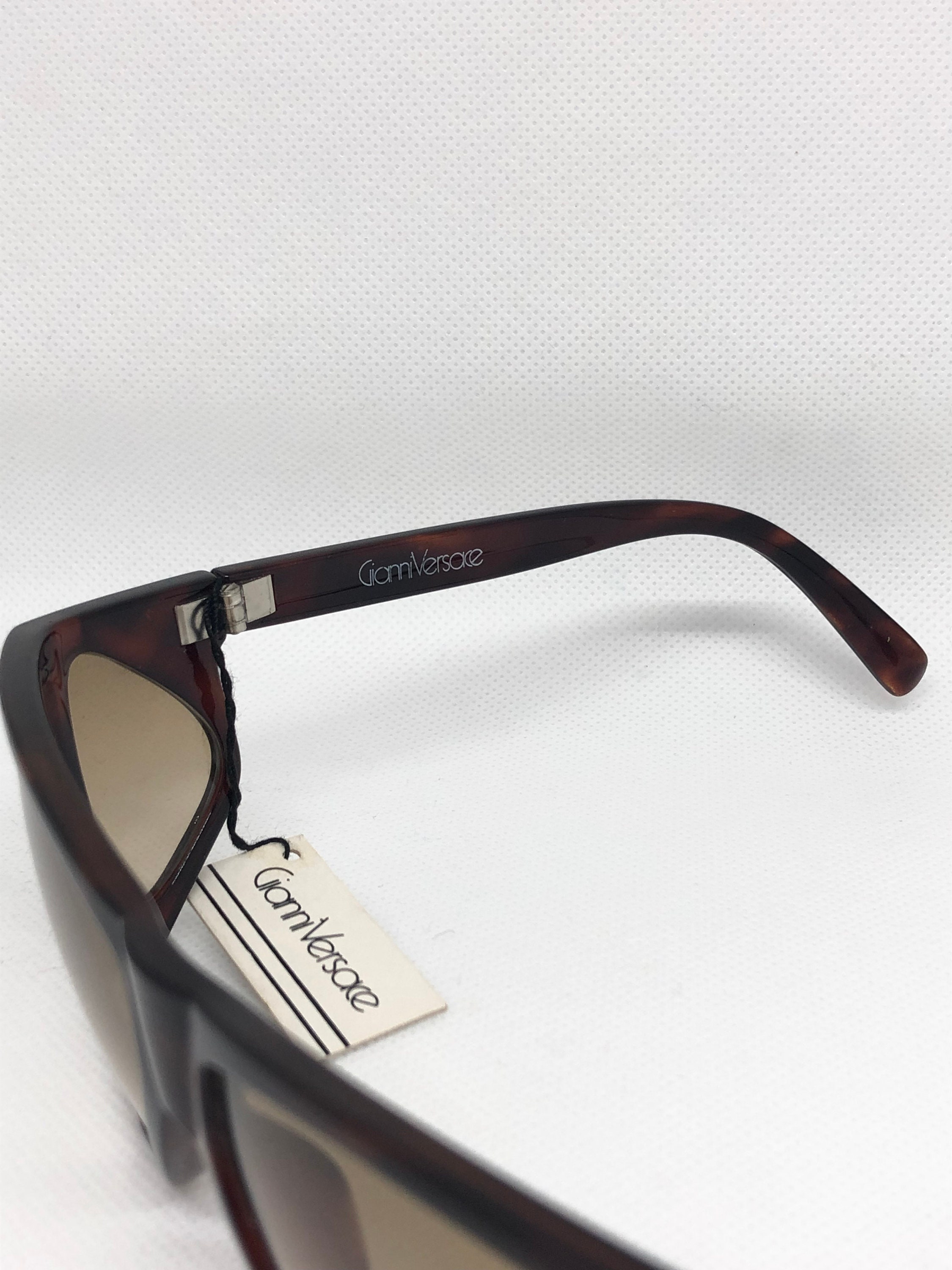 GIANNI VERSACE Metrics Vintage Sunglasses DEADSTOCK - Etsy