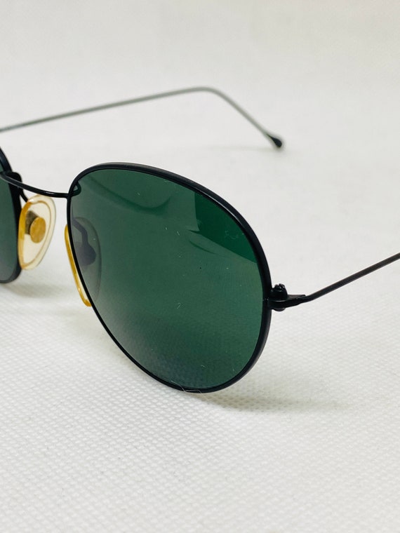 No 1 shop sunglasses brand