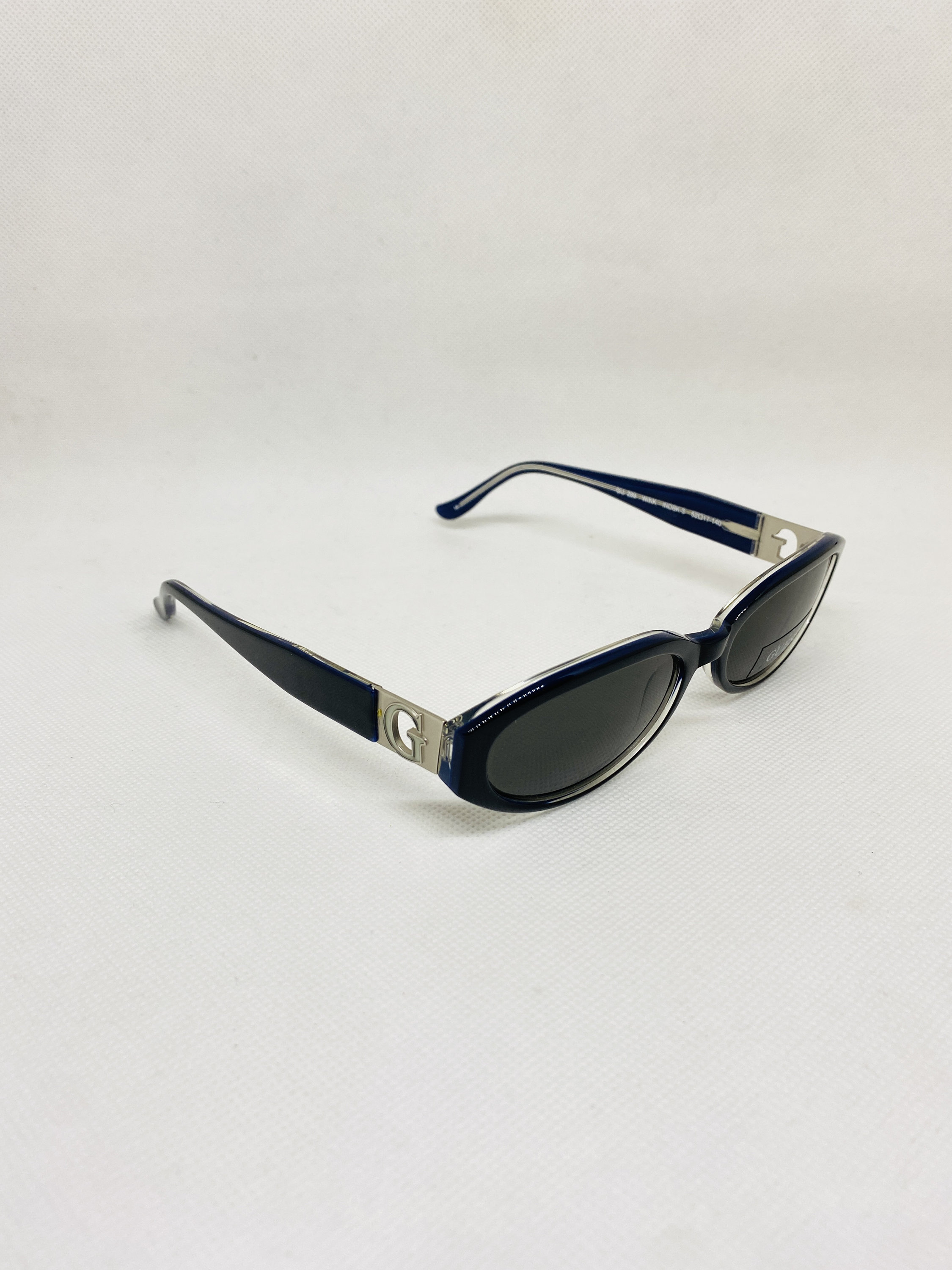 Authentic GUESS GU 289 WINK Oval Designer black 52-17-140 GUESS Gu 289 Wink Indbk 3 52 17 140 Vintage Sunglasses  main image 3