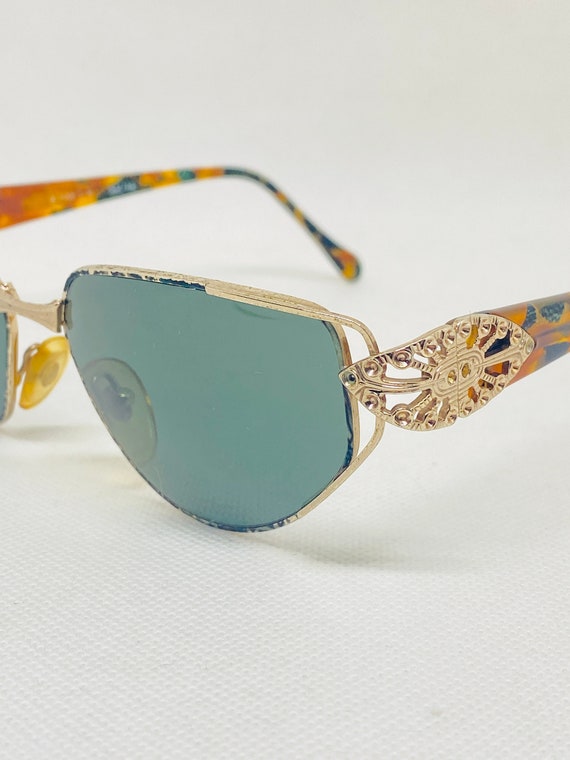 Vintage 1980s SUPERGLOGGLES Photochromic Sunglasses, Deadstock, Made in Italy Vintage-Inspired Unisex Sunglasses main image 4