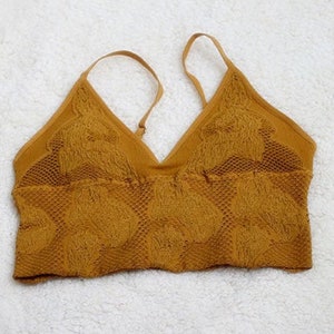 Vintage 70s Fawn Brown Bra With Lace Lightly Padded Cups, No