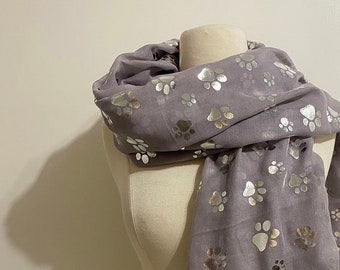 LORVIES Colourful Dog Paw Prints Silk Scarf Lightweight Long Scarf Shawl Wrap for Women LORVIES Colourful Dog Paw Prints Silk Scarf Lightweight Long Scarf Shawl Wrap for Women