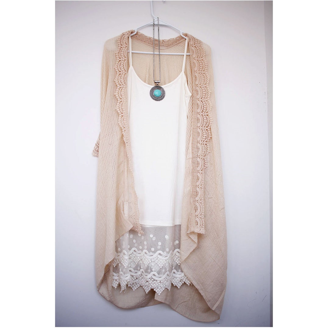 Printed Kimono with Lace Trim