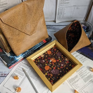 Pacchetto vassoi per dadi Autumnal Critters, vassoio da rotolamento, vassoio personalizzato, gioco da tavolo, giochi di ruolo, Dungeons and Dragons, vassoio per dadi regalo