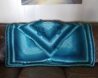 Atlantis Crochet Blanket Pattern, Teal Ombre, Photo Tutorial (PDF)