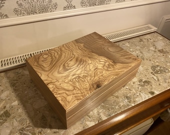 Handmade Watch Box (8 Compartments) - Olive Ash Burr with Optional Personalisation