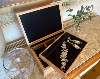 Jewellery Box - Handmade Oak Wood Case with Dovetail Joints (Optional Personalisation)