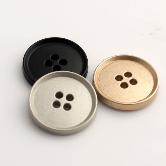 4-HOLE NATURAL WHITE SHELL ROUND BUTTON 15MM 18MM 20MM 23MM SUIT//SHIRT//BLOUSE