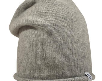 100% cashmere beanie with rolled edge knitted in Germany