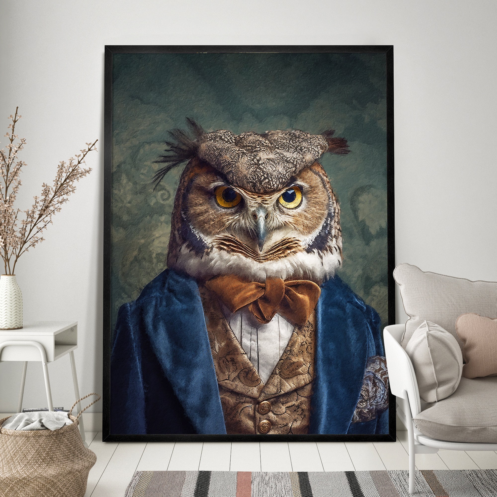 ペン画　30x40cm Owl Renaissance Portrait Print – Altered Animal Wall Art, Regal