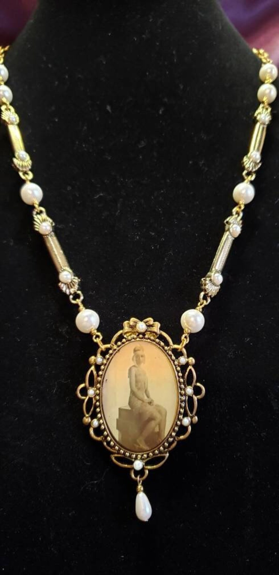 1920's Flapper Girl Style Necklace - Etsy