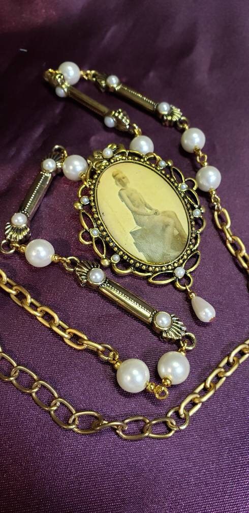 1920's Flapper Girl Style Necklace - Etsy
