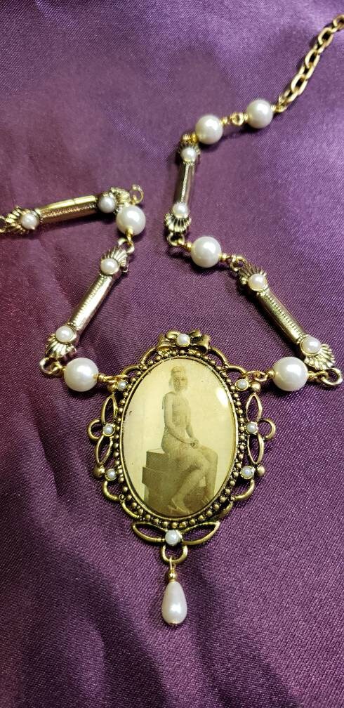 1920's Flapper Girl Style Necklace - Etsy