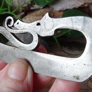 Viking Dragon Fire Steel Fire Striker 'Shondong' Traditional 'Flint & Steel' Fire lighting with English Flint Piece