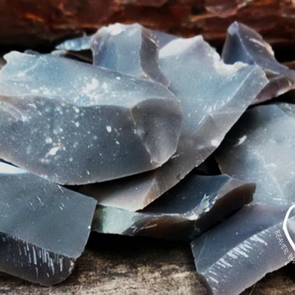 Hand Knapped English Flint Shards 200g for Primitive Fire Lighting Flint & Steel and Small Craft Projects, Bushcraft, Survival, Gifts