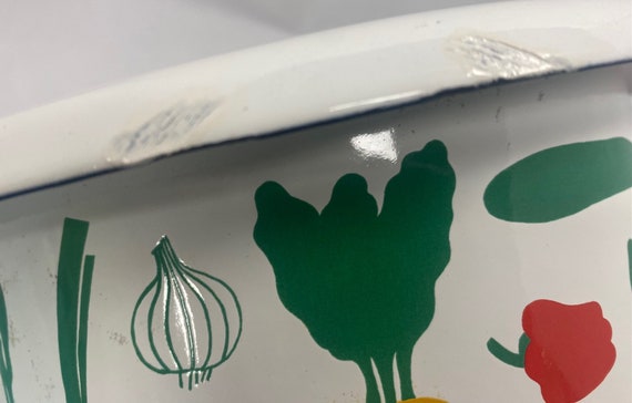 Arabia Finel Vegeta Enamel Oven Pot | Esteri Tomula Design