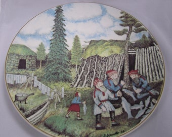 Arabia Alariesto Large Wall Plate Pictures of Lapland 1982