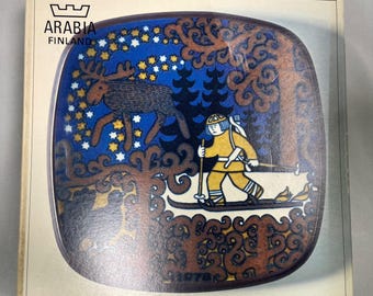 Arabië Finland Kalevala Jaarbord 1978 Vuosilautanen | Raija Uosikkinen | Finse vintage verzamelplaat | Originele doos | Noordse inrichting