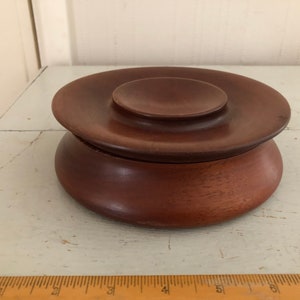 Recipiente Treen vintage de madera torneada Treen