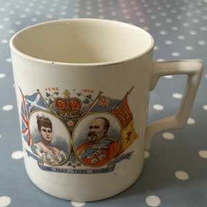1911 Souvenir of the Coronation of King George V & Queen Mary Cup