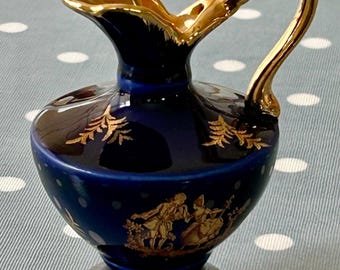 Pichet aiguière céramique avec ecumes bleu vintage