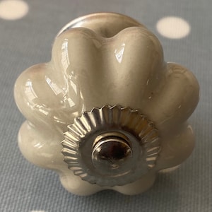 CGB light grey ceramic  handle drawer cupboard knob brand new