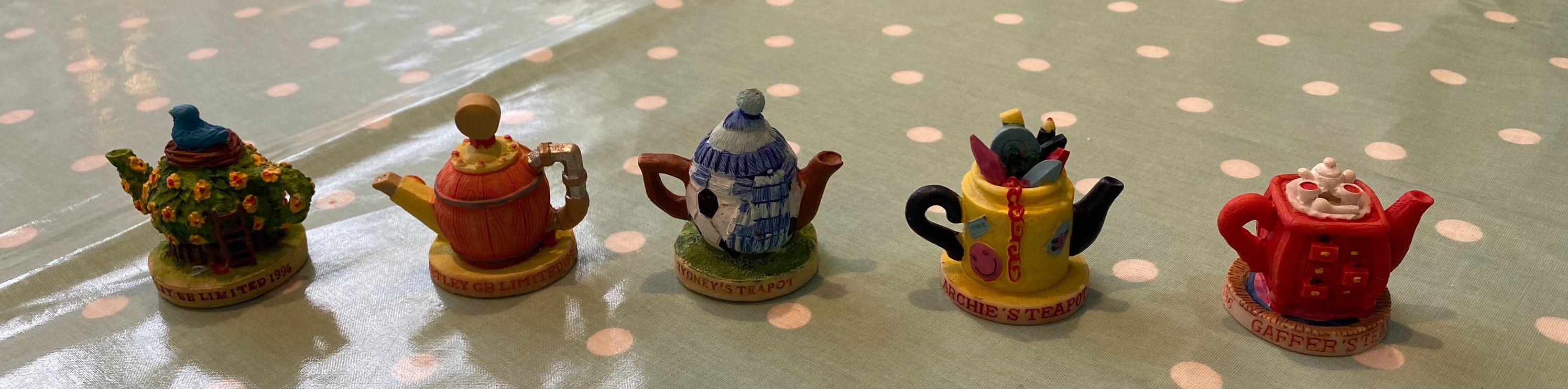 A Set of Retro Vintage Tetley Tea Pot Miniature Resin Etsy