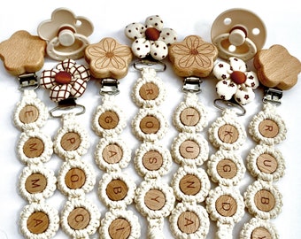 Personalized Macrame Daisy Pacifier Clip: Custom Baby Girl Gift