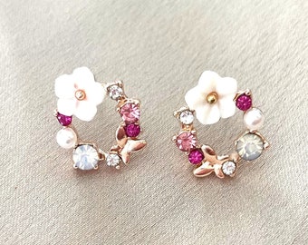 Pendientes de corona, plata 925, chapado en oro rosa, pendientes de botón de círculo pequeño, flor, pendientes de perlas