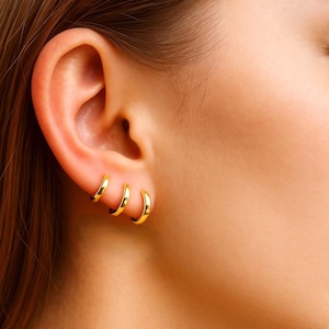 Huggie hoop earrings, 925 sterling silver hoops, 18k Gold huggies, delicate earrings, minimalist hoops.
