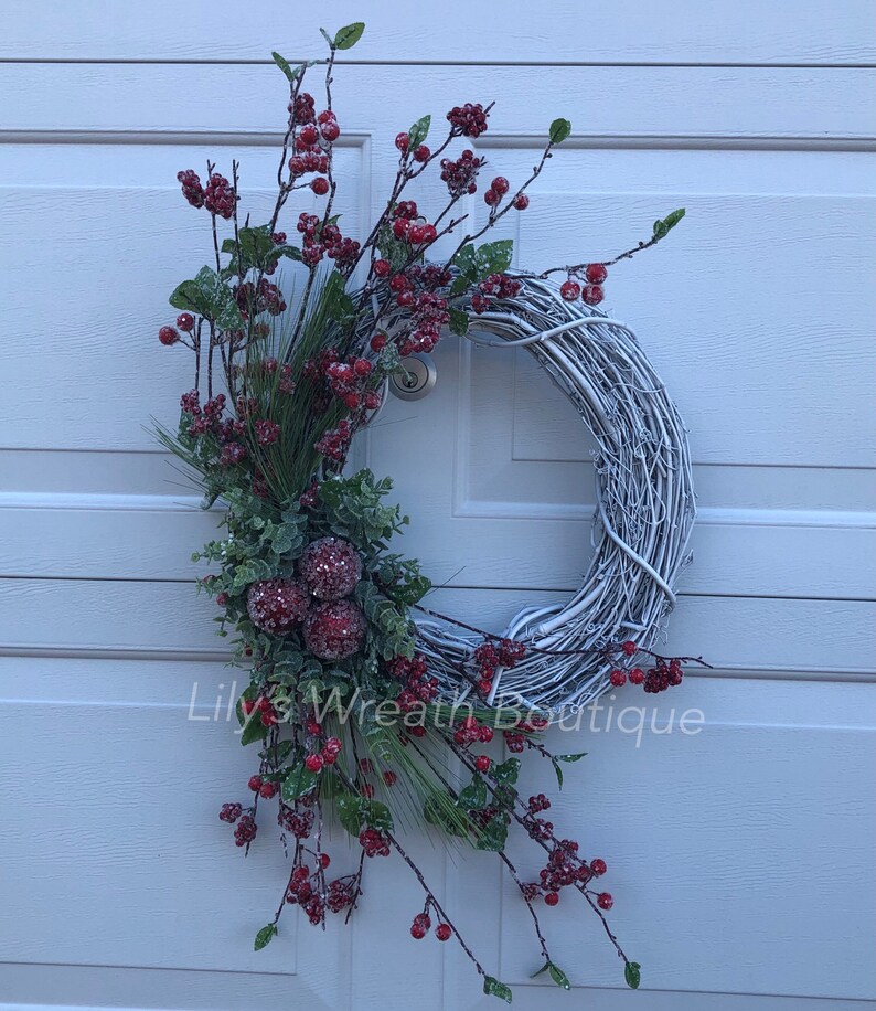 Red Berry Grapevine Wreath for Front Door Iced Berry - Etsy