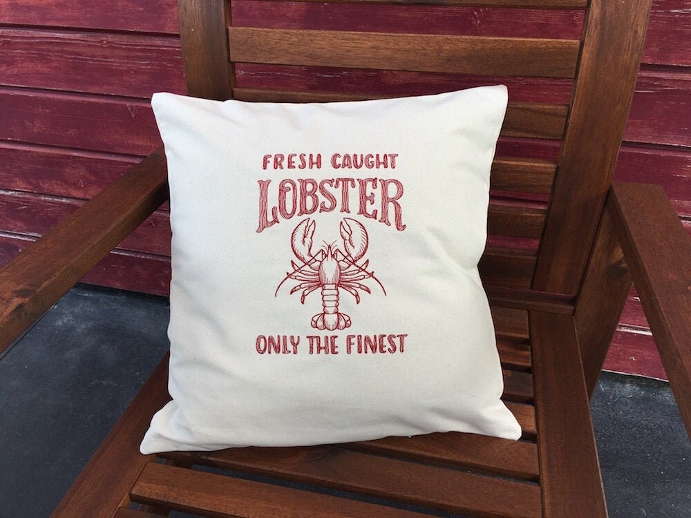 Coussin en Coton Bio avec Une Broderie de Homard Vintage