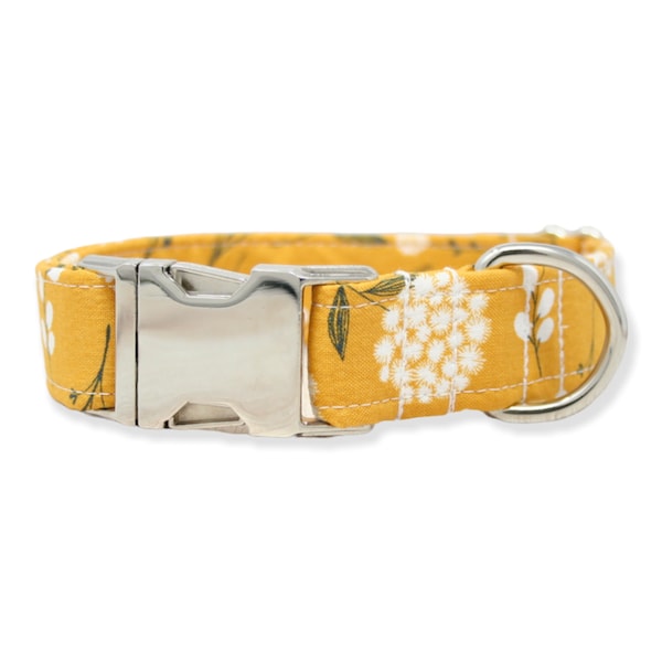 Collier de chien jaune | Collier de chien floral | Collier de chien de fille | Colliers de chien de fille | Colliers de chiens floraux | Collier de chien d’automne | Colliers pour chiens jaunes