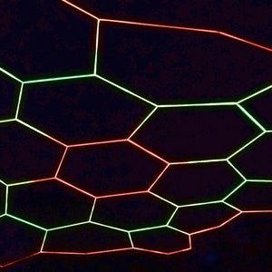 Rete fluorescente elastica a moduli esagonali, decorazioni psichedeliche