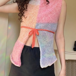 gestrickte Schleife Tank