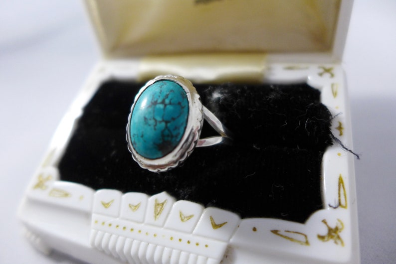 Turquoise and Sterling Silver Size 7 Ring