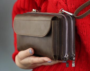 Crazy Horse Leather Crossbody Phone Purse: Shoulder Double Zipper Travel Wallet, RFID Blocking, Personalized